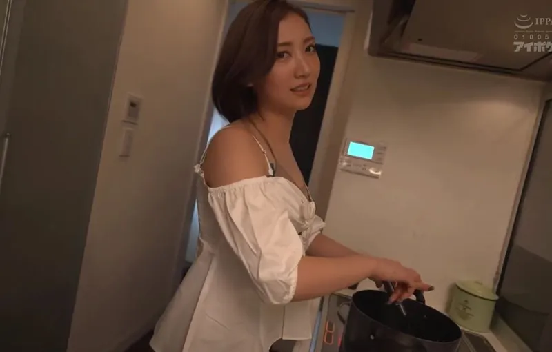 Cậu em gã chồng may mắn và người bạn gái của anh trai có chiếc lưỡi điêu luyện