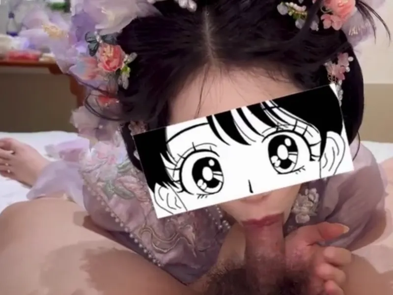 Gái xinh trong bộ đồ con chim nhỏ liếm cây hàng cực đã